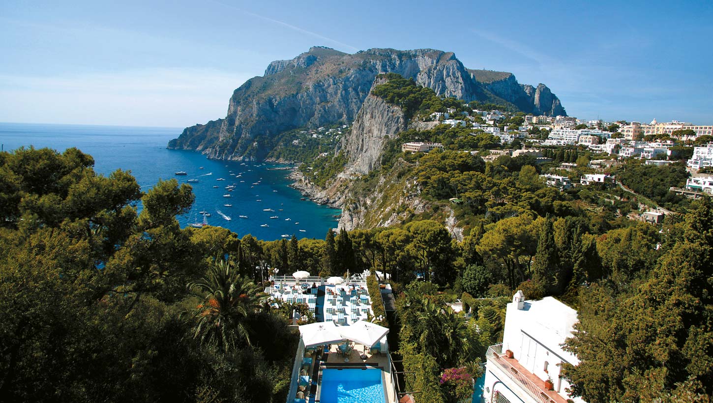 Hotel villa brunella capri hotel con piscina e vista mare Camino piazzetta trave
